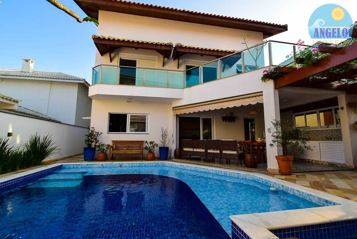 Casa no bairro Bougainvillée I