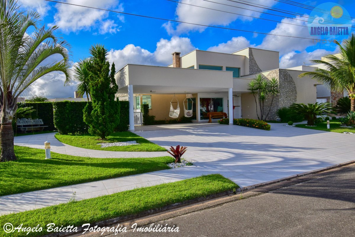 Casa no bairro Bougainvillée IV
