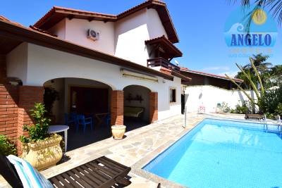 Casa para venda no condominio Bougainvillée I em Peruibe á 200 metros da praia