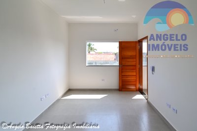 Apartamento á venda no bairro Belmira Novaes em Peruíbe